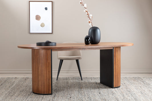 Bianca dining room table oval brown