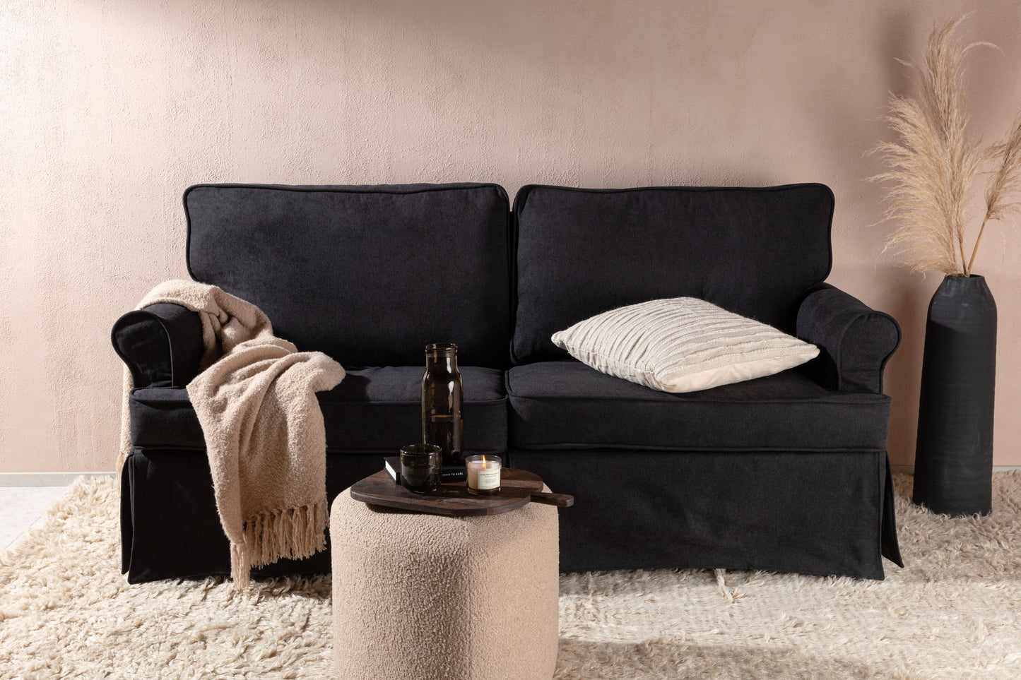 Anton sofa black