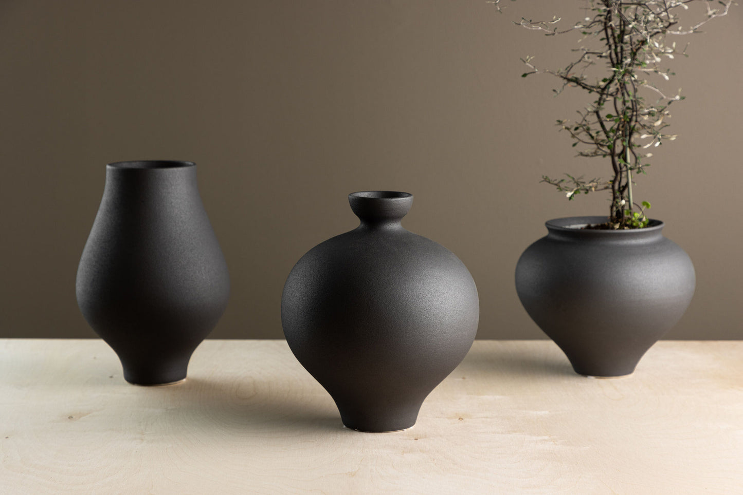 Rellis vase black L